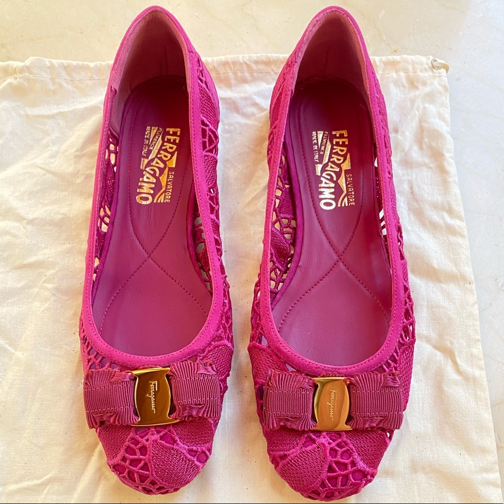 Ferragamo Ballet Flats Hot Pink Lace 9 BRAND NEW